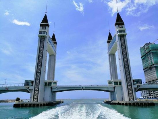Ty Hotel Kuala Terengganu Extérieur photo